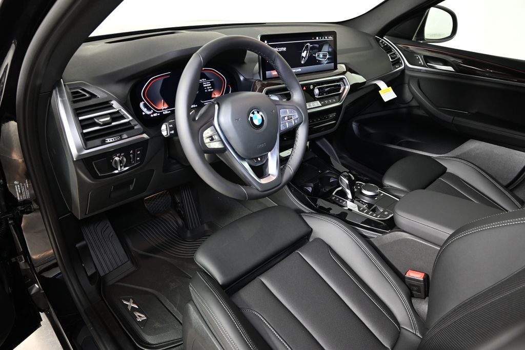 2025 BMW X4 xDrive30i 15