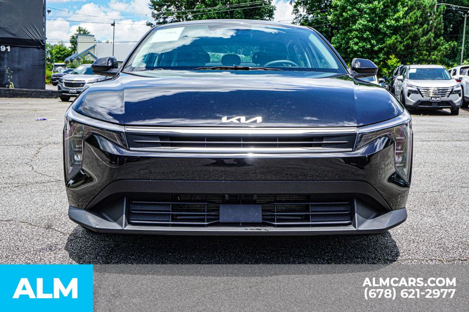 Used 2025 Black Kia LXS image 10