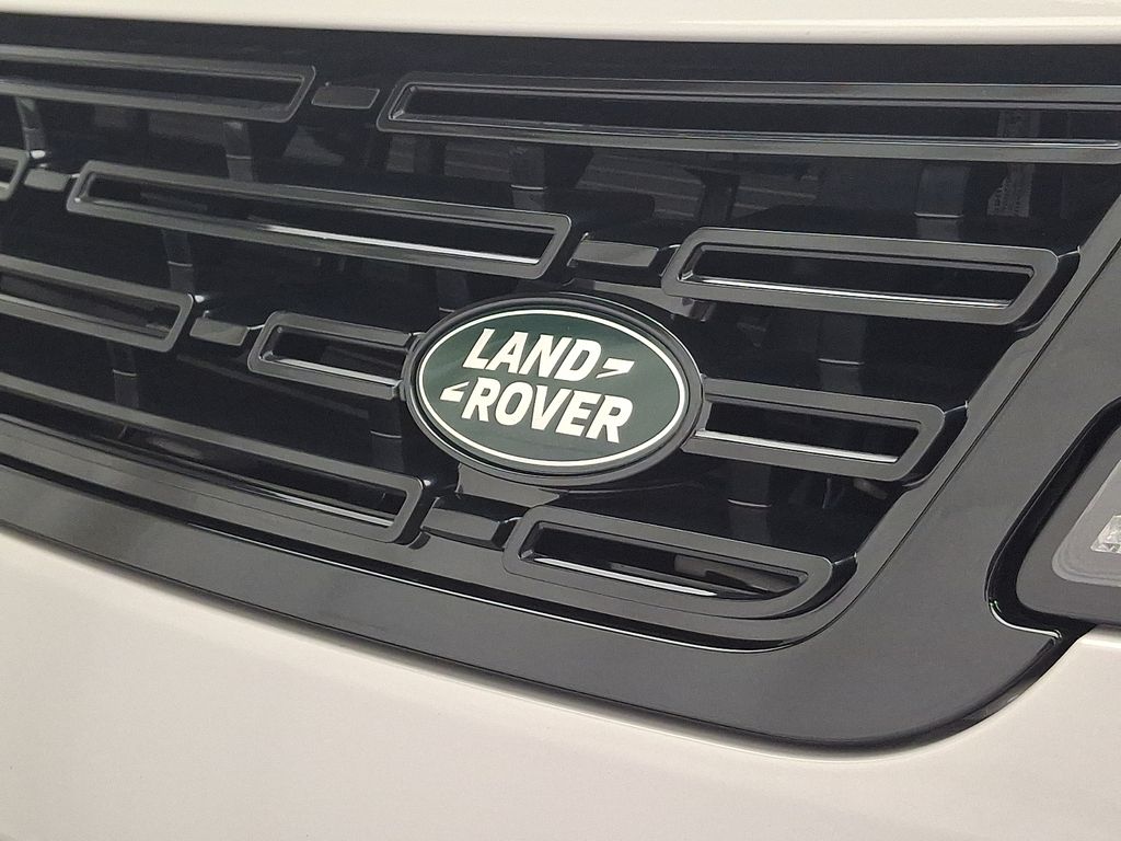Thumbnail: 2026 Land Rover Range Rover Sport - 22