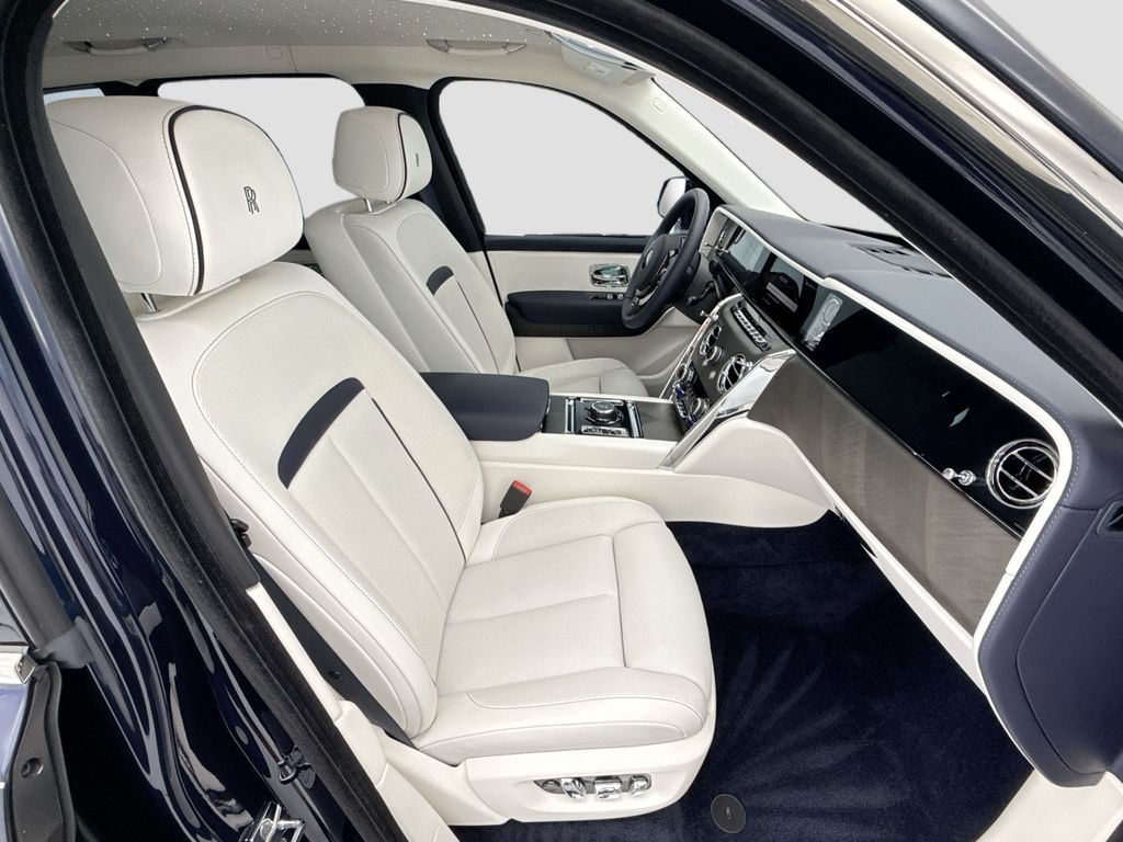 Thumbnail: 2026 Rolls-Royce Cullinan - 19