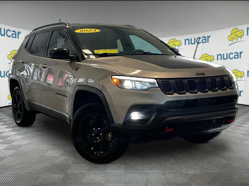 Billet Silver Metallic Clearcoat 2023 Jeep Compass Trailhawk 4WD SUV / Crossover Four-Wheel Drive 8-Speed Automatic