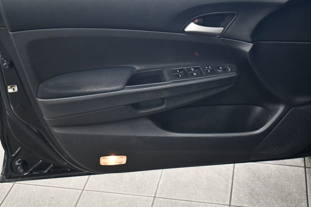 Thumbnail: 2011 Honda Accord - 15