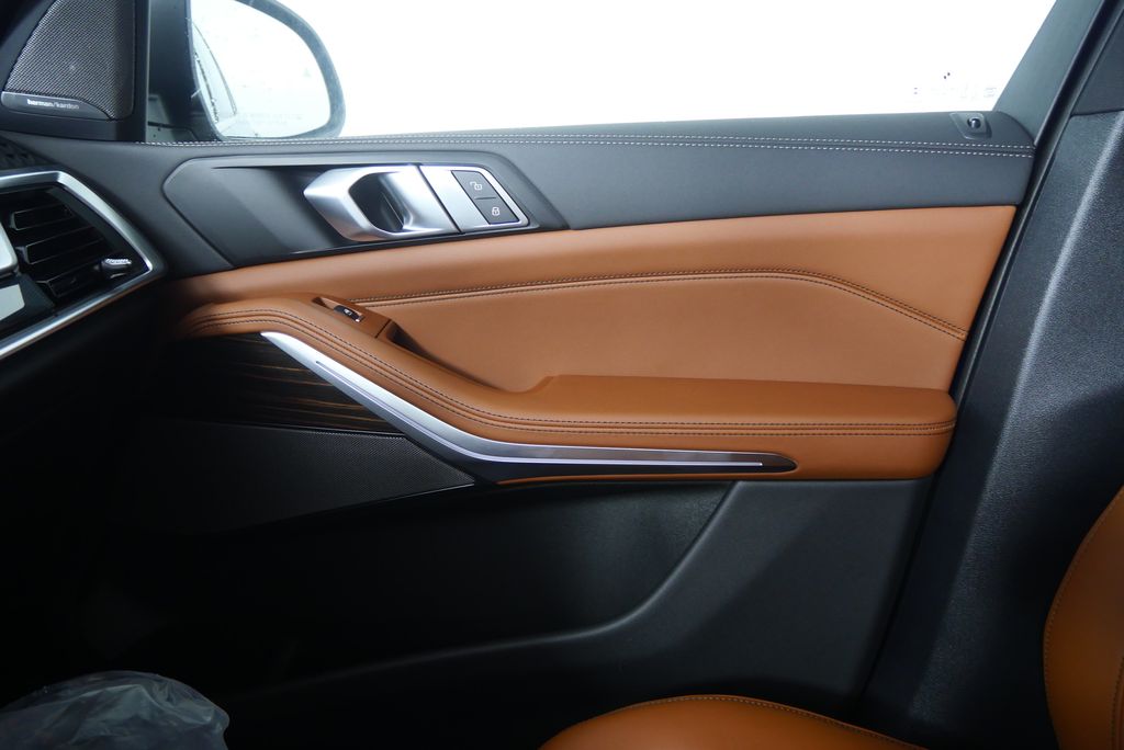 Thumbnail: 2026 BMW X5 - 24