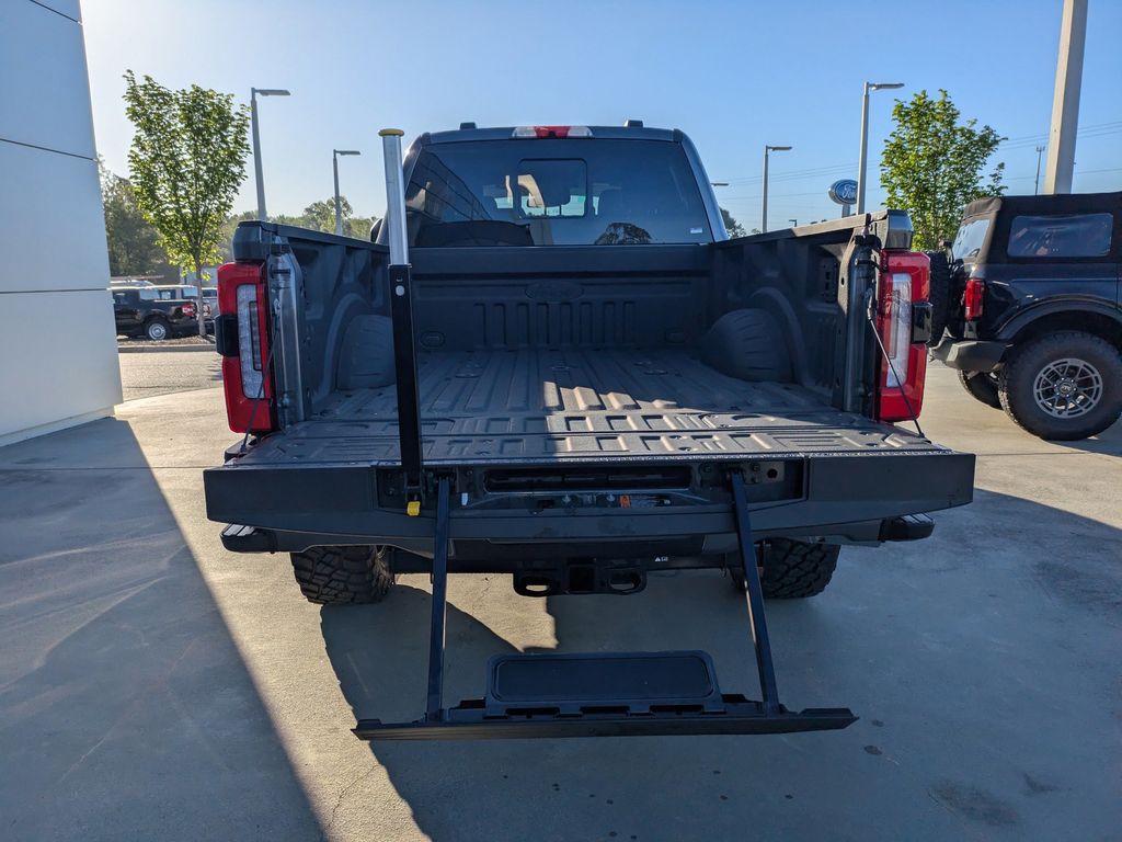 2026 Ford F-350 Super Duty Platinum