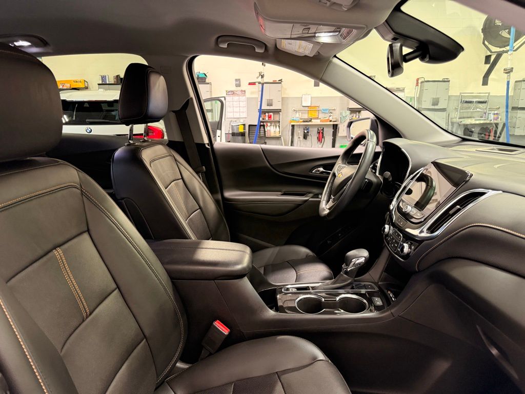 Thumbnail: 2022 Chevrolet Equinox - 30