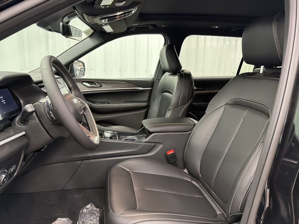 2026 Jeep Grand Cherokee L Limited Black at Victoria Chrysler Dodge Jeep Ram