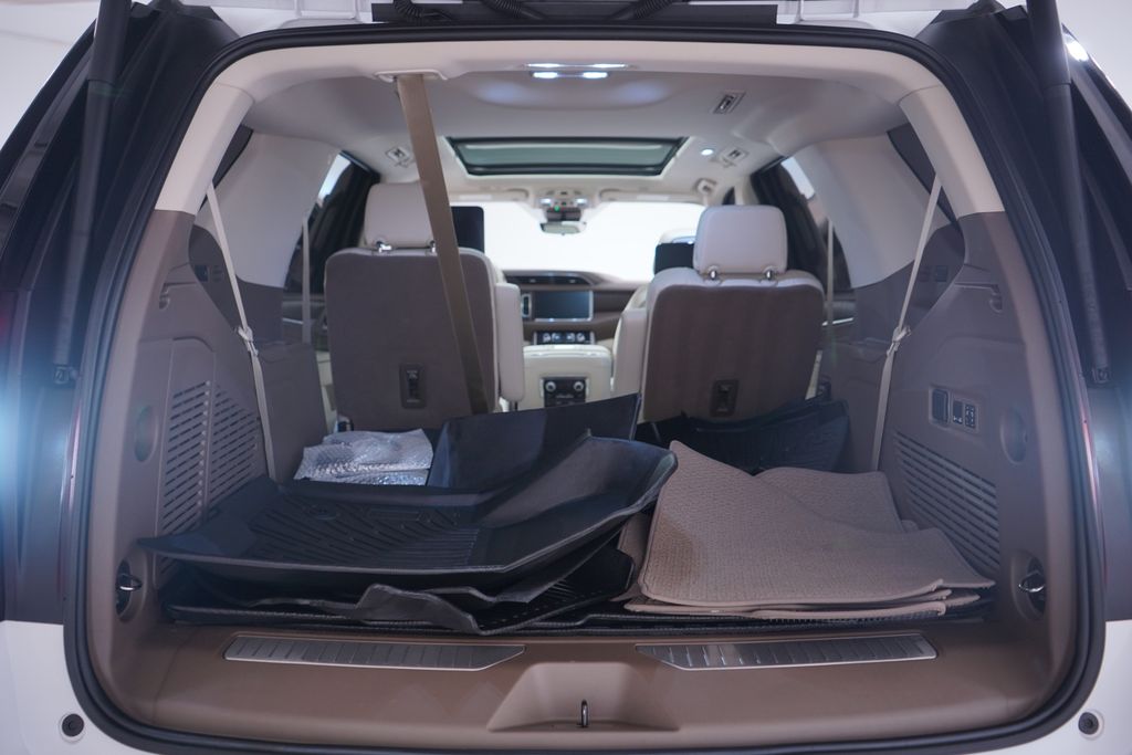 Thumbnail: 2024 GMC Yukon - 23