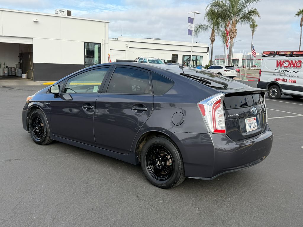 Thumbnail: 2015 Toyota Prius - 8
