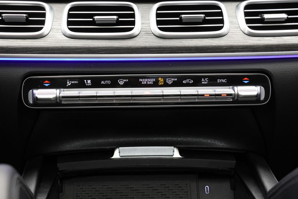 Thumbnail: 2026 Mercedes-Benz GLE - 27