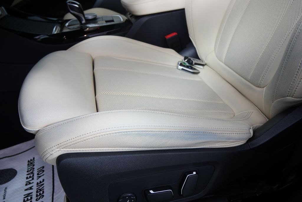 Thumbnail: 2024 BMW X3 - 10