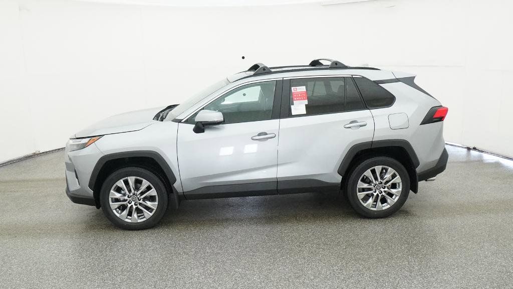 Thumbnail: 2025 Toyota RAV4 - 4