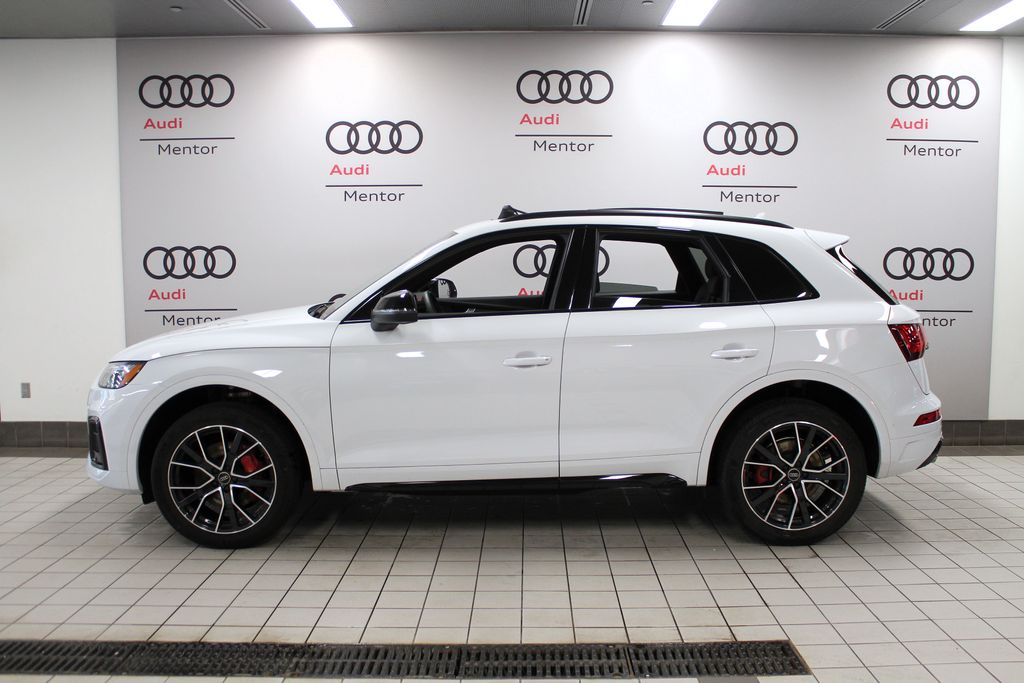 Thumbnail: 2024 Audi SQ5 - 3