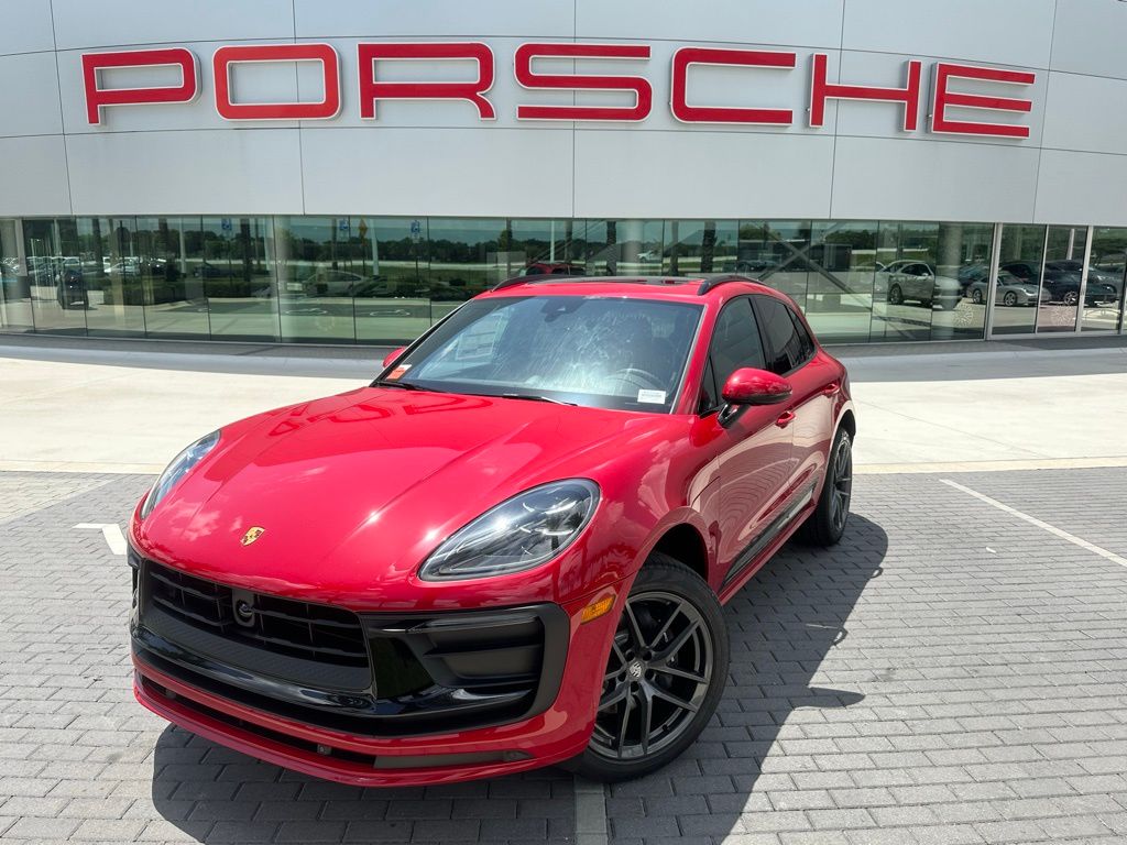 2025 Porsche Macan  -
                Davie, FL