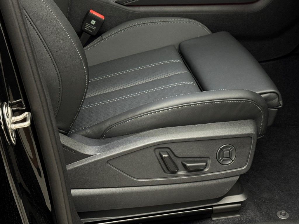 2025 Audi Q5 Premium 14