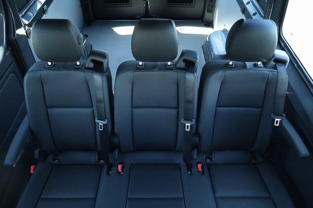 Thumbnail: 2025 Mercedes-Benz Sprinter - 7