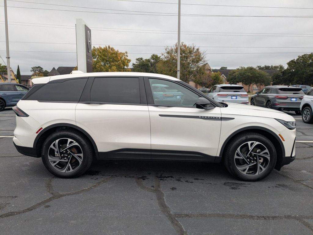 2025 Lincoln Nautilus Premiere