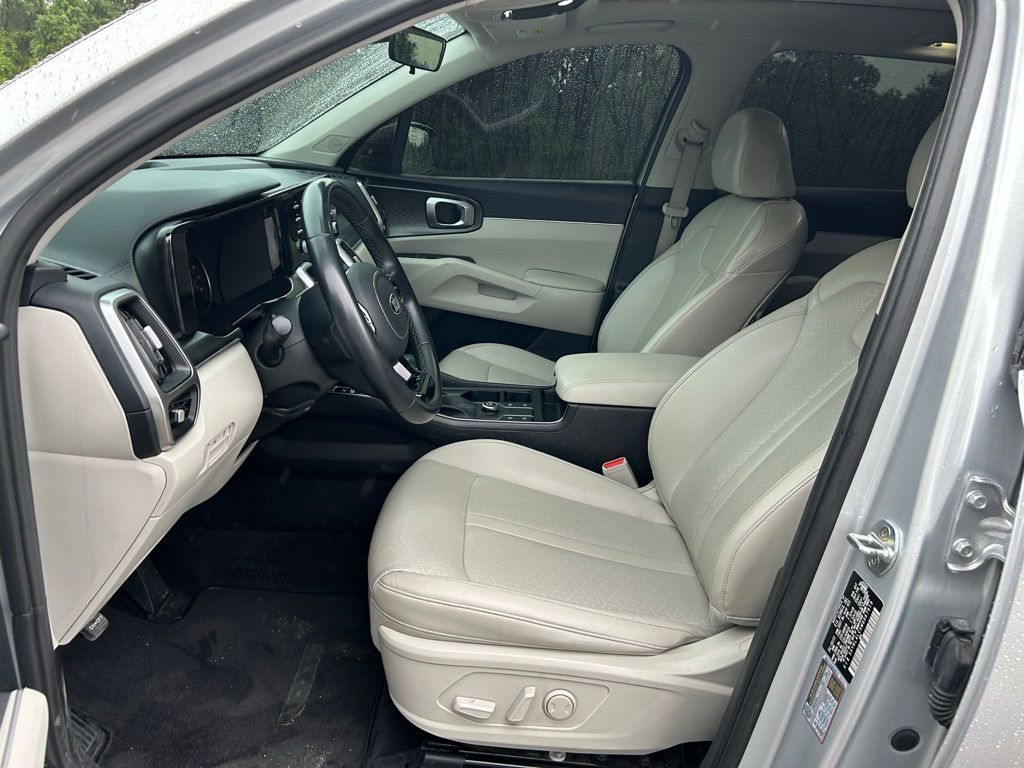 2021 Kia Sorento S 15