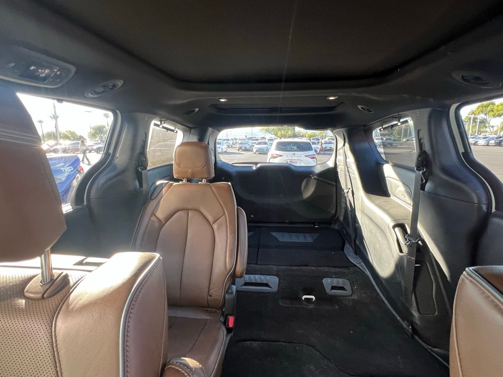 Thumbnail: 2020 Chrysler Pacifica - 7