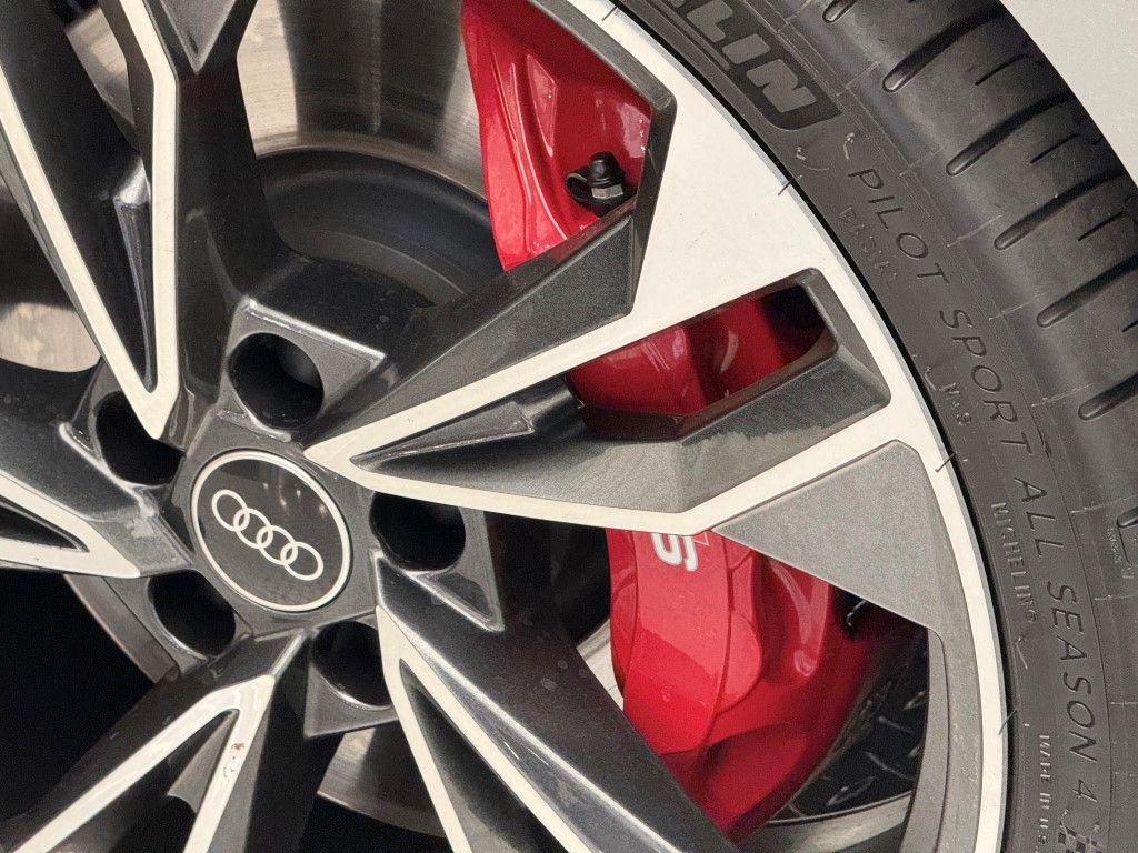 Thumbnail: 2022 Audi S5 - 9