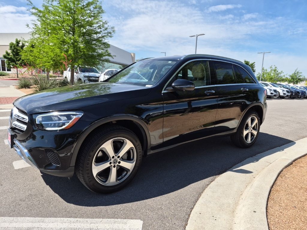 Used Car 2022 Mercedes-benz Glc  Glc 300 For Sale Under $35,000 In Austin, Texas