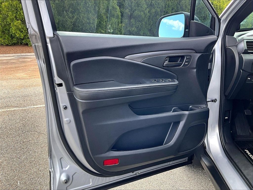 2023 Honda Passport — photo 9