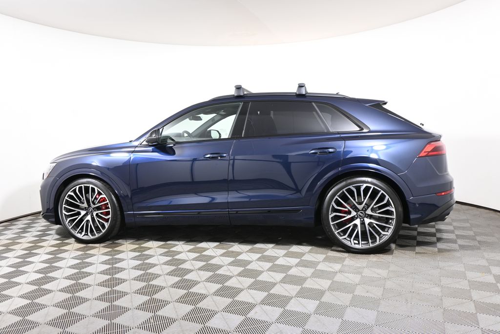 Thumbnail: 2026 Audi SQ8 - 2
