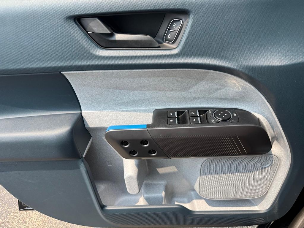 New 2026 Shadow Black Ford XLT image 16