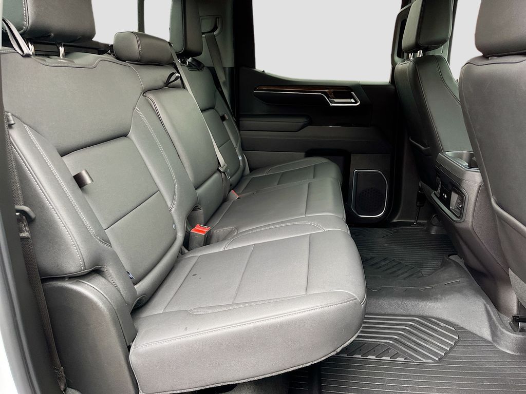 Used 2024 White Chevrolet LT Trail Boss image 28