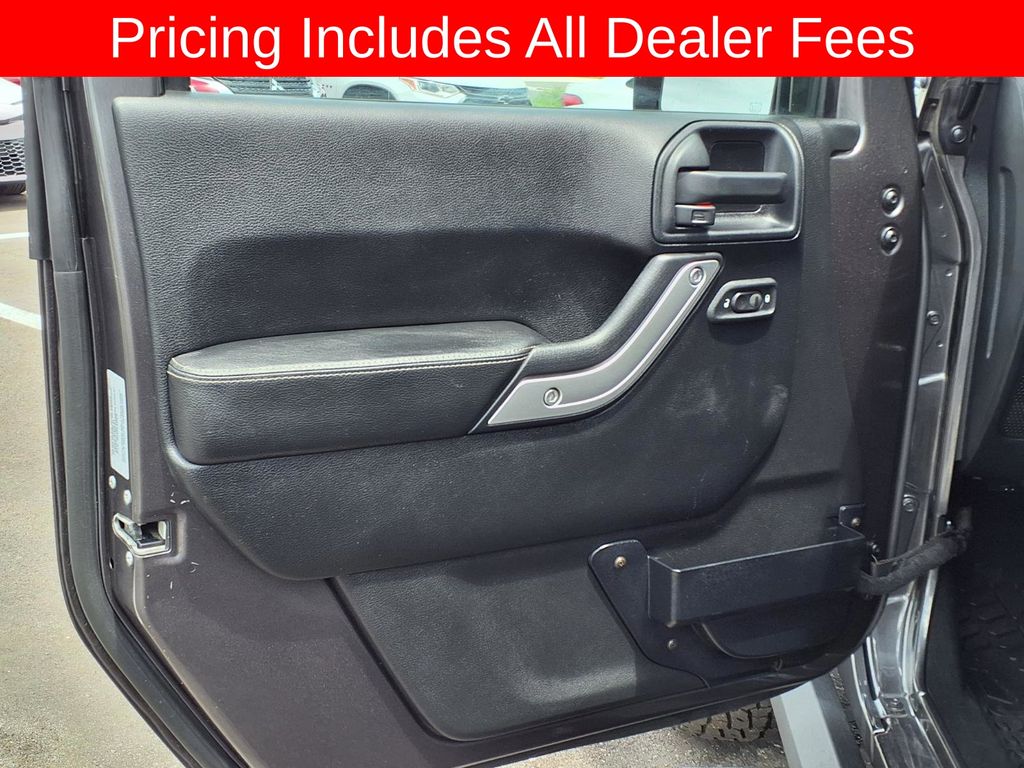 2016 Jeep Wrangler Unlimited Rubicon Hard Rock - Photo 26