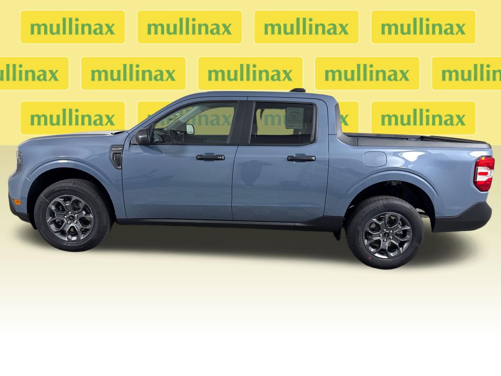 View vehicle photo 4