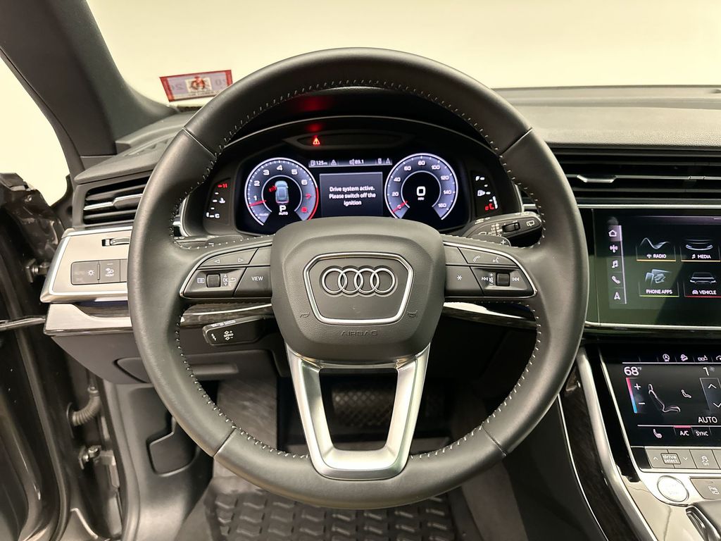 2019 Audi Q8 Premium 18