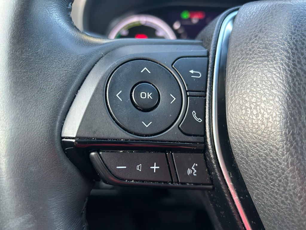 Thumbnail: 2021 Toyota Venza - 20