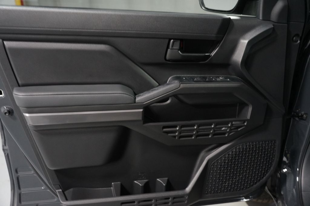 Thumbnail: 2025 Toyota Tacoma - 31