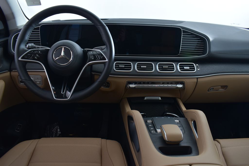 Thumbnail: 2026 Mercedes-Benz GLE - 16