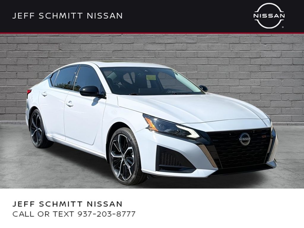 Gray Sky Pearl 2024 Nissan Altima Sedan Front-Wheel Drive Continuously Variable Transmission