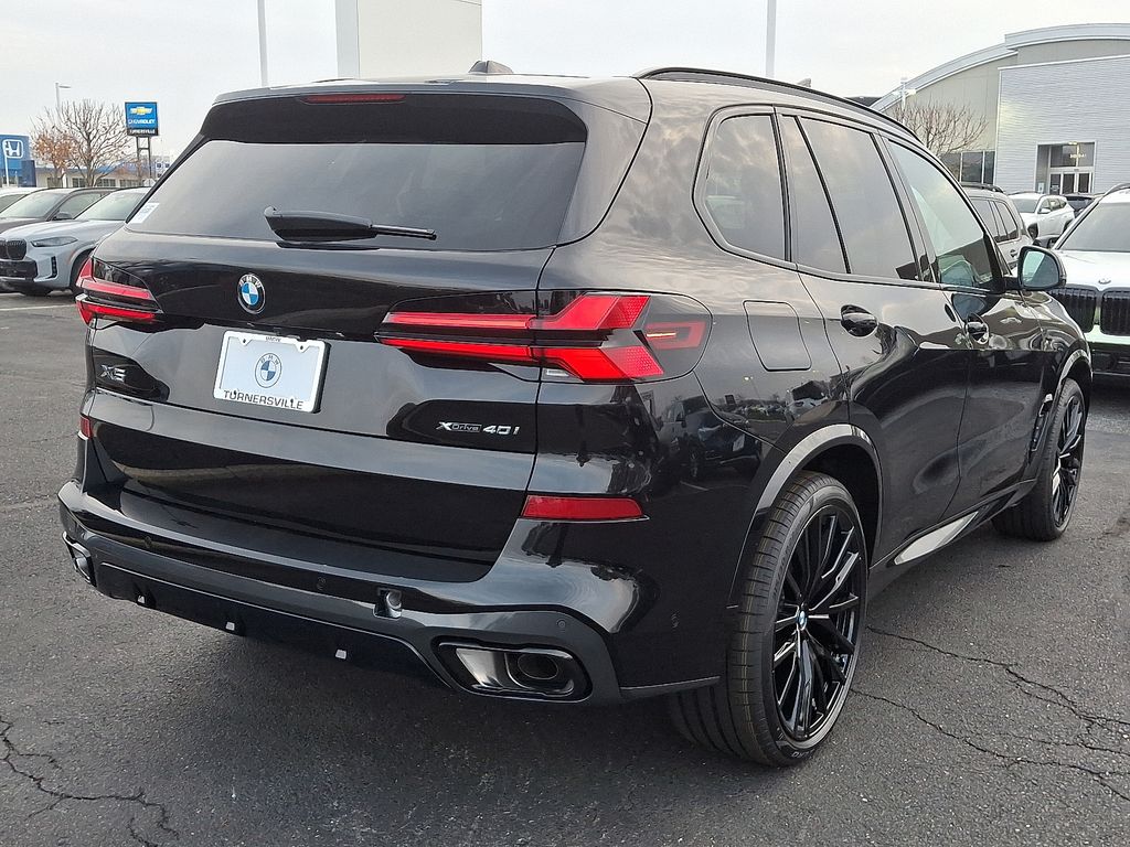 Thumbnail: 2026 BMW X5 - 4