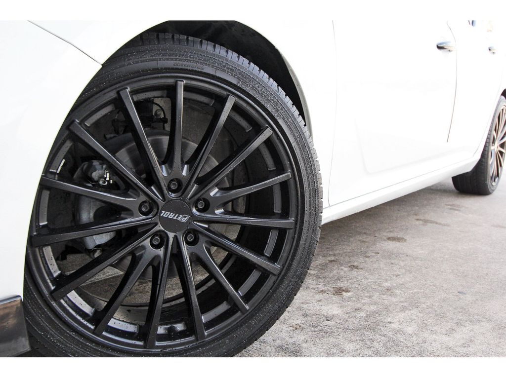 2020 Nissan Altima 2.5 Platinum White at Emmons Autoplex