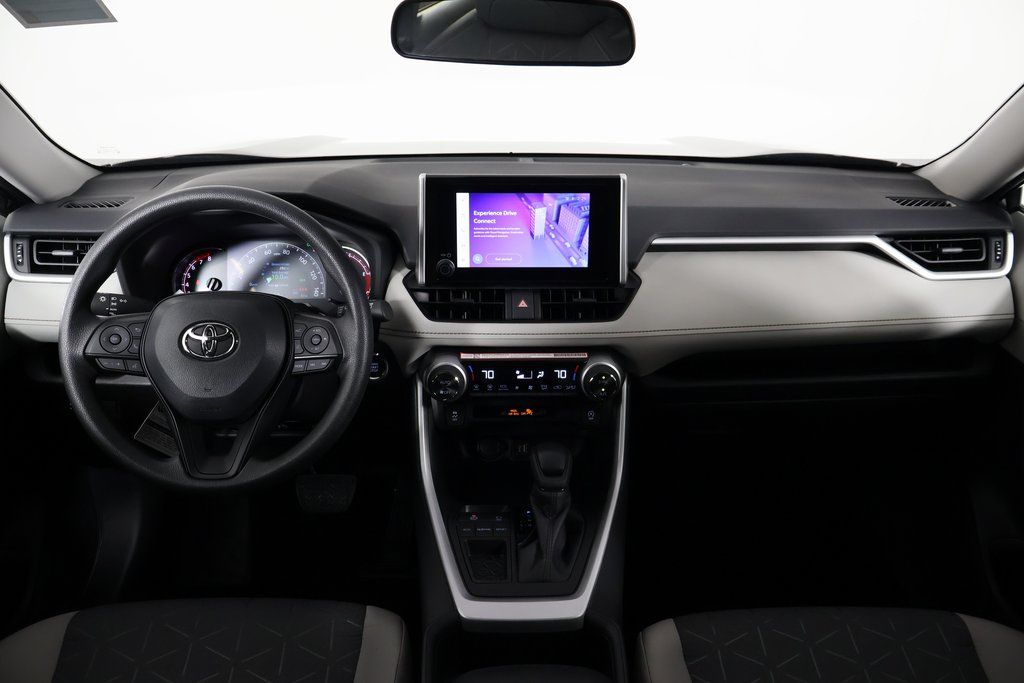 Thumbnail: 2025 Toyota RAV4 - 4