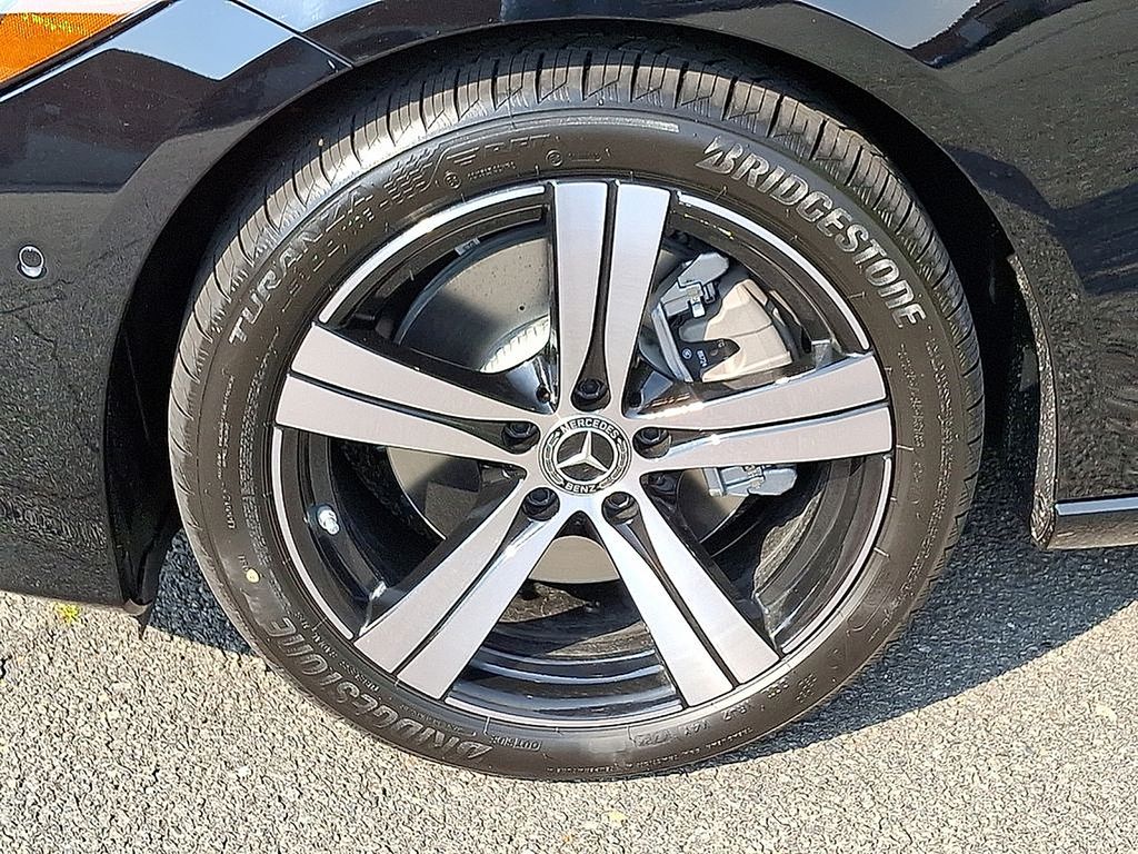 Thumbnail: 2025 Mercedes-Benz C-Class - 5