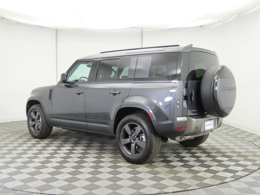 Thumbnail: 2026 Land Rover Defender - 7