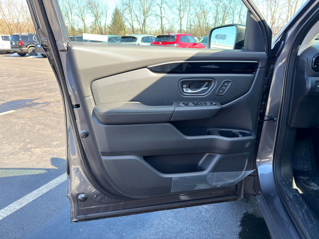 Thumbnail: 2026 Honda Passport - 17