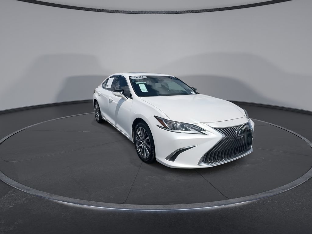 Thumbnail: 2021 Lexus ES - 3