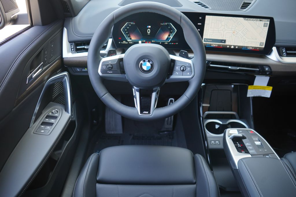 2025 BMW X1 xDrive28i 15