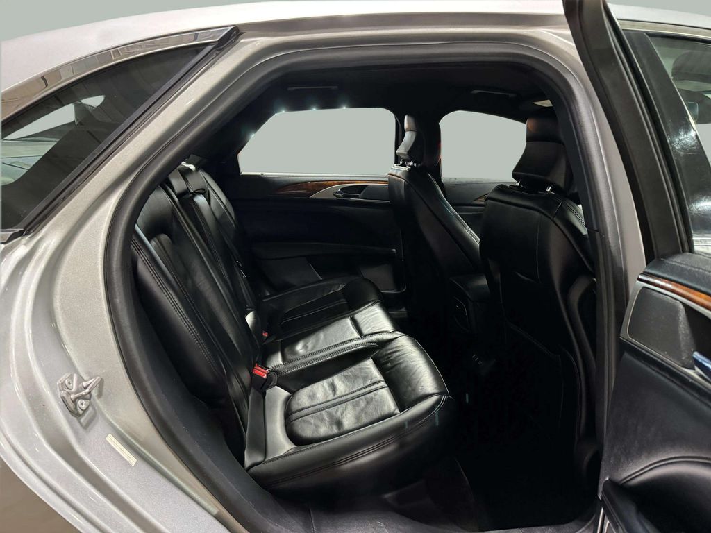 Used 2019 Ingot Silver Metallic Lincoln Reserve image 23