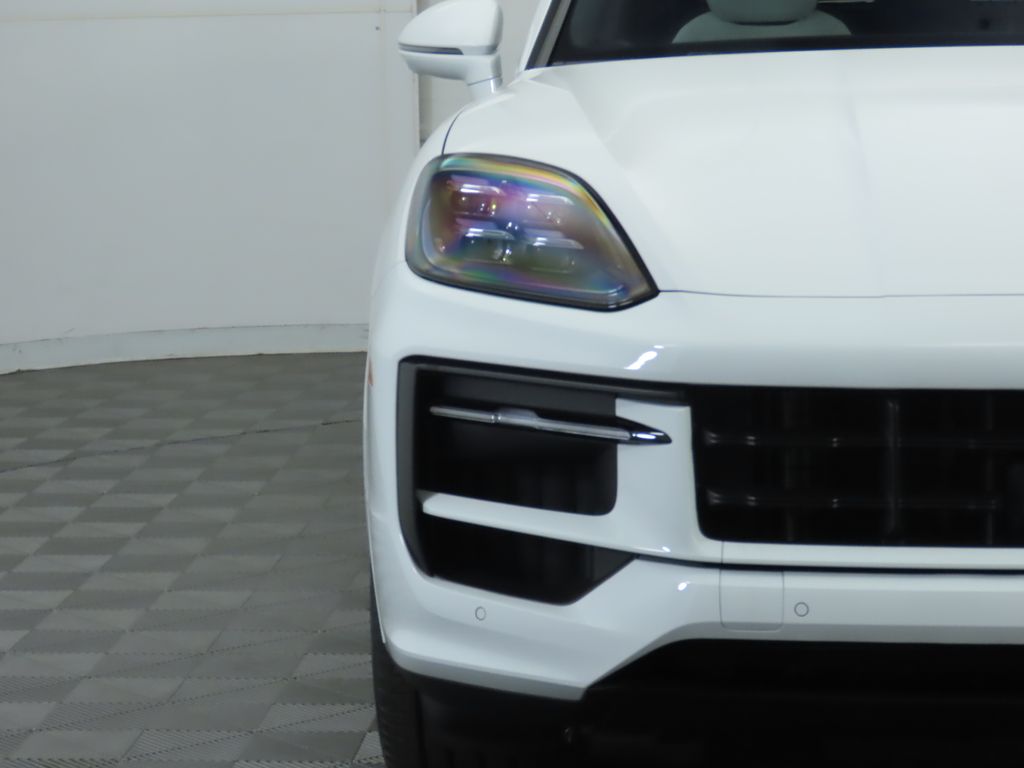 Thumbnail: 2025 Porsche Cayenne - 12