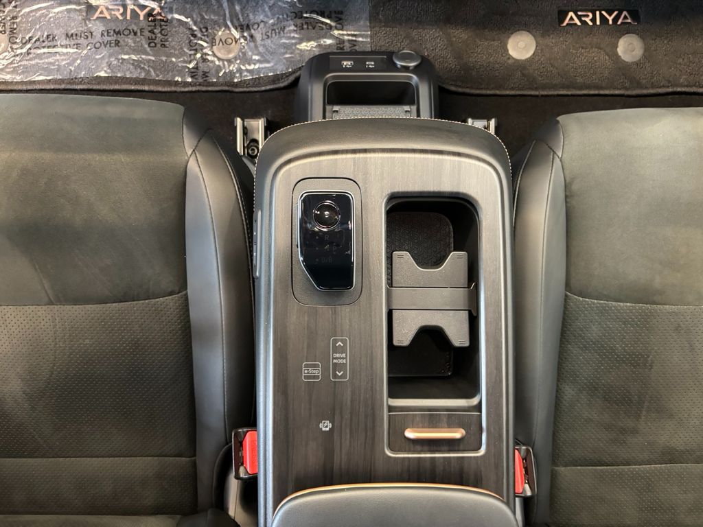 2025 Nissan Ariya ENGAGE e-4ORCE