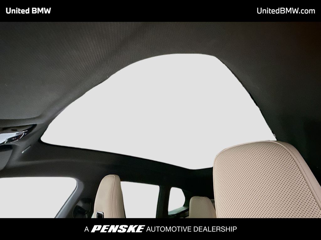 Thumbnail: 2023 BMW iX - 12