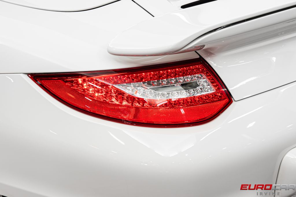 2010 Porsche 911 Turbo - Photo 21