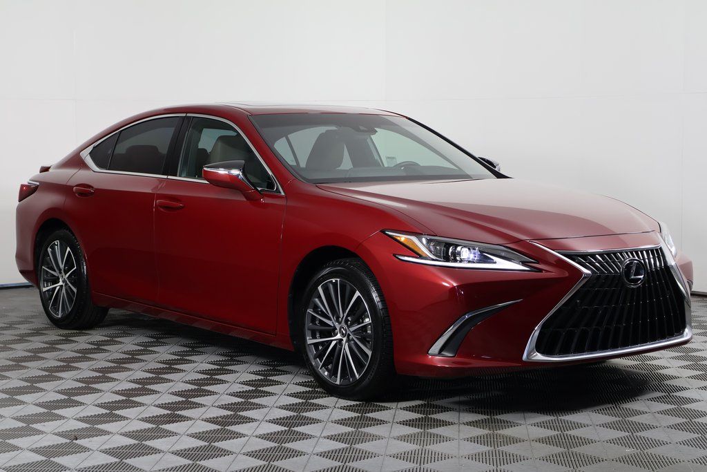 Thumbnail: 2025 Lexus ES - 3