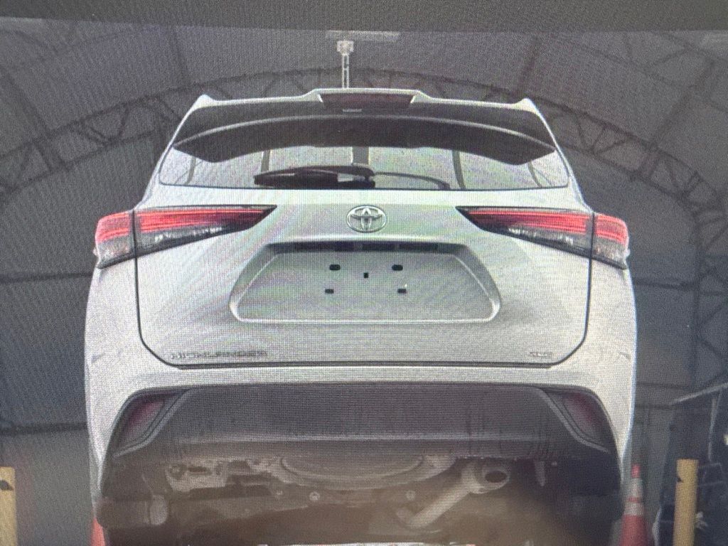 2023 Toyota Highlander XLE - 7